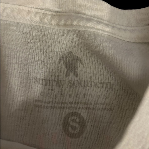 Simply Southern Women’s t-shirt in size small. “I love you Pig time” - Picture 4 of 4